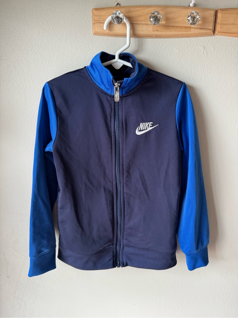 Nike Boys Navy Blue Two Tone Zip Up Track Jacket Futura Logo - Size 5 (4-5 YRS)